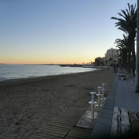 Casas - Playa Del Cura 2 *