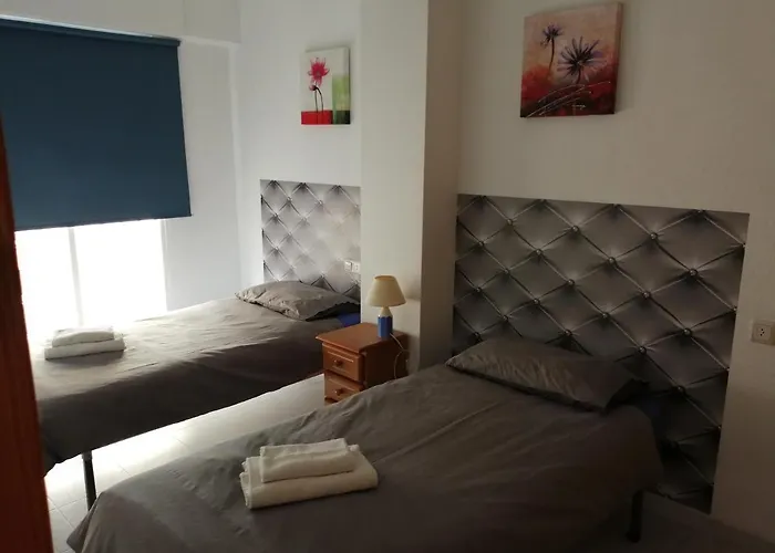 Casas - Playa Del Cura 2 *