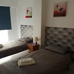 Casas - Playa Del Cura 2 *